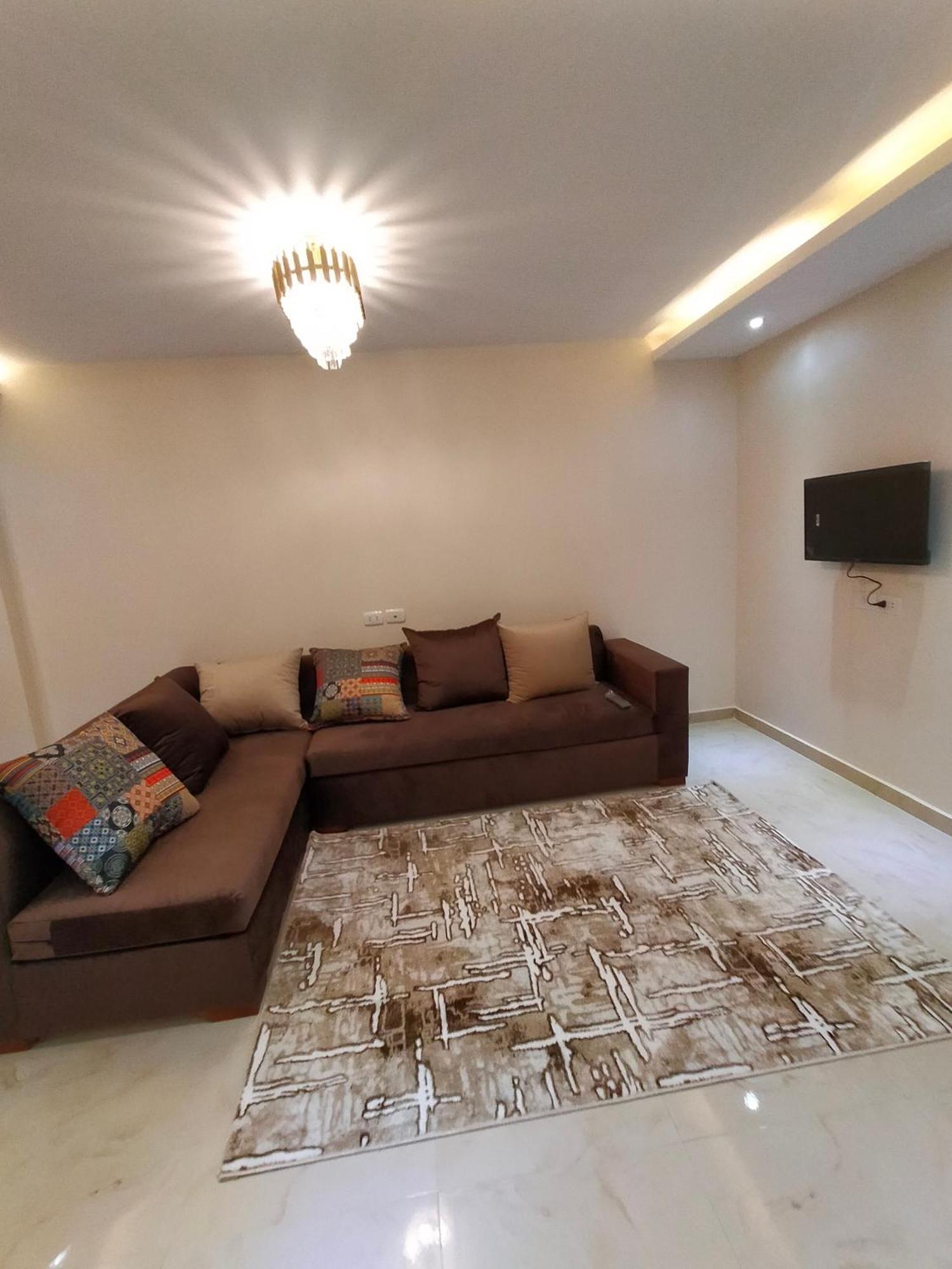 شقه مفروشه للإيجار Apartment *