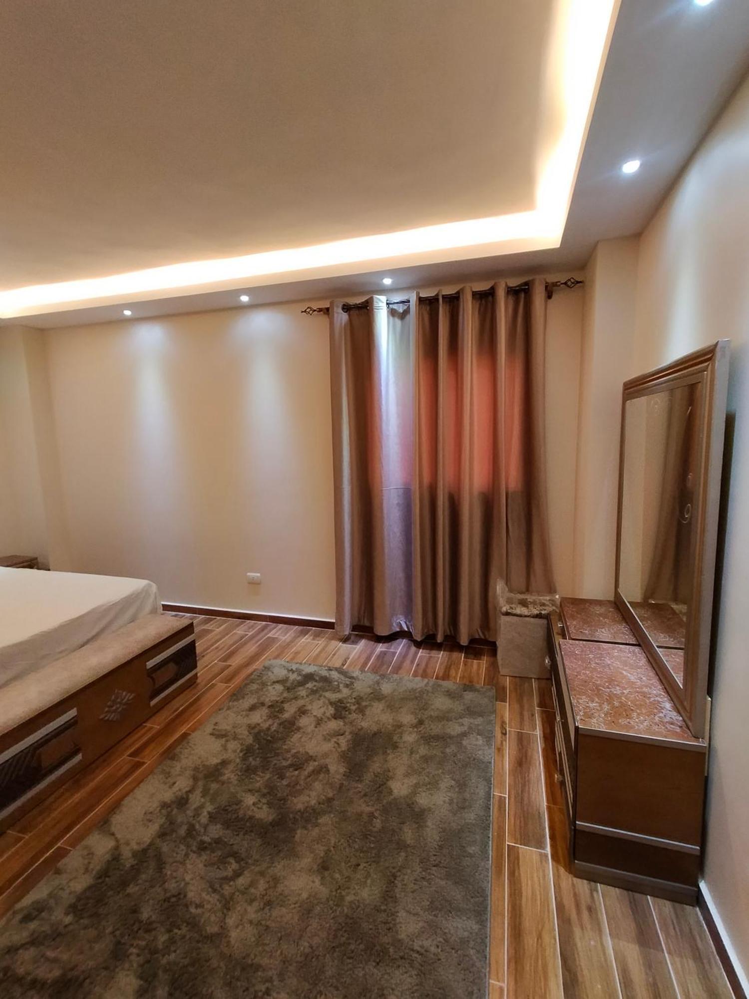 شقه مفروشه للإيجار Apartment
